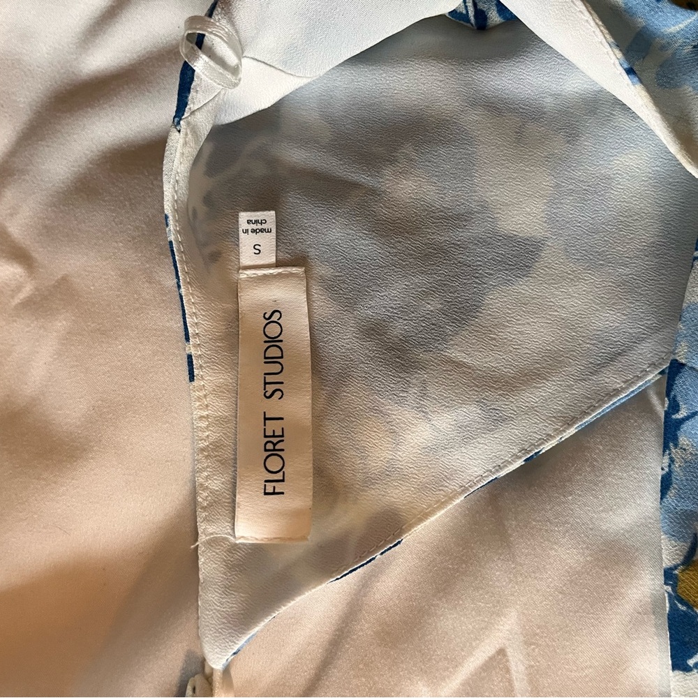 Floral Blue and White Dress - Picture 3 of 5